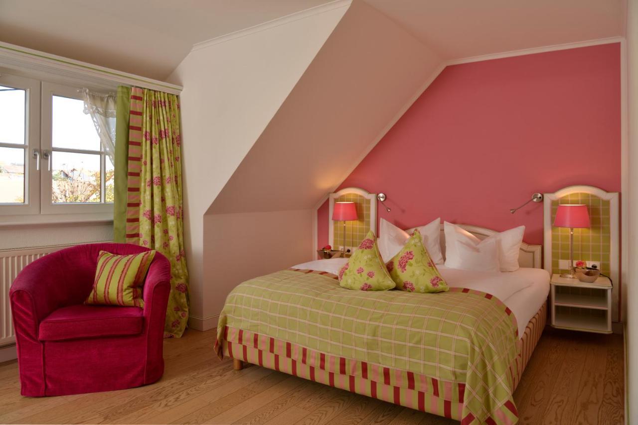 Romantik Hotel & Restaurant Hirsch Sonnenbühl Екстериор снимка