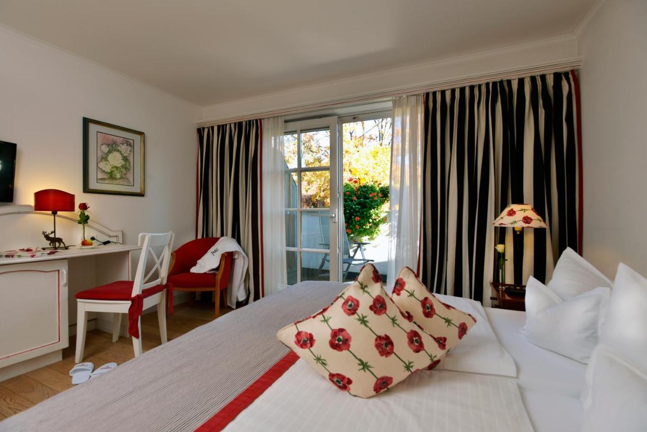 Romantik Hotel & Restaurant Hirsch Sonnenbühl Екстериор снимка