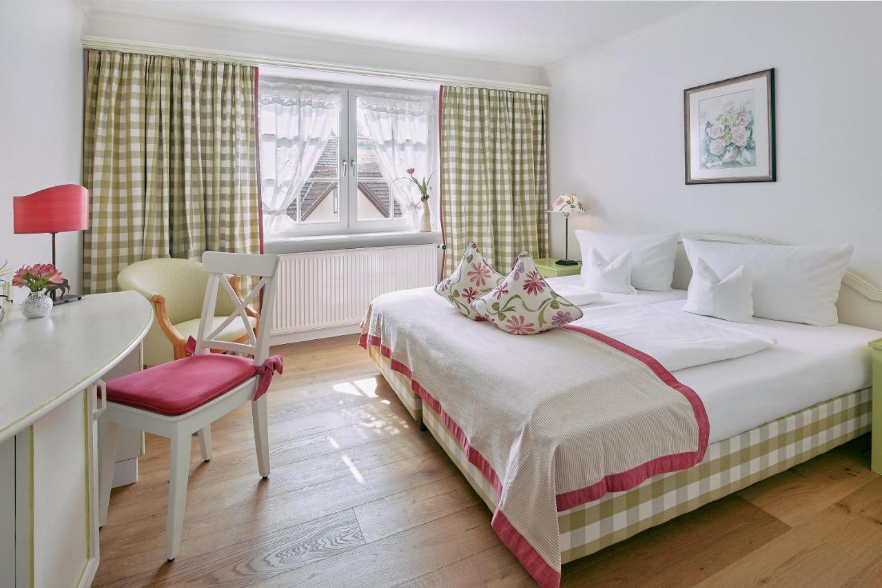 Romantik Hotel & Restaurant Hirsch Sonnenbühl Екстериор снимка